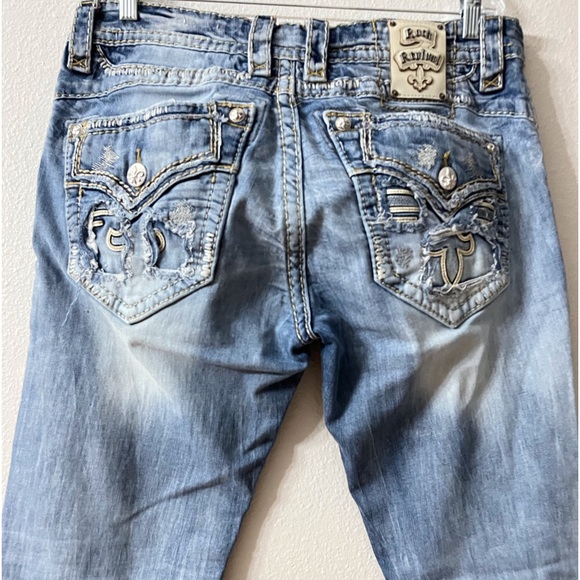 SOLD****EUC Men’s Rock Revival Chester Relaxed Straight Jeans - Picture 3 of 11